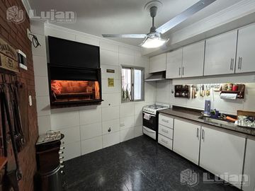 Venta Departamento en Mataderos 3 ambs Parrilla