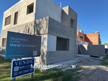 Dúplex  premium  (3 dormitorios) CAMPO CHICO |  Lote 300m²