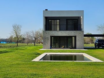 Casa en venta en Everlinks Golf