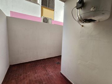 Dpto como NUEVO. 2 Dormitorio/ 2 PATIOS- Bº ALTO ALBERDI