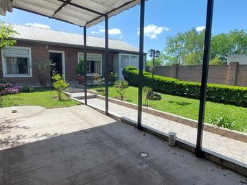 Casa de 3 amb. a la venta en Cañuelas