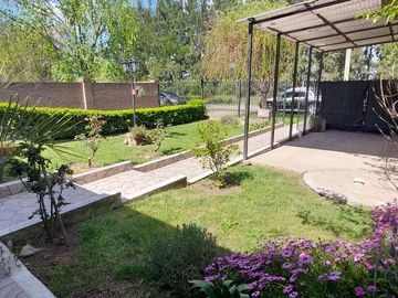 Casa de 3 amb. a la venta en Cañuelas