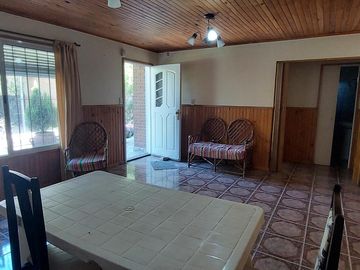 Casa de 3 amb. a la venta en Cañuelas