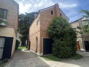 OPORTUNIDAD VENTA DUPLEX 3 AMBIENTES EN COMPLEJO CASUARINAS, CANNING