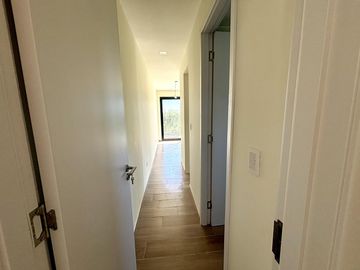 VENTA DE CASA EN SAN SEBASTIAN AREA 12 - 4 AMBIENTES
