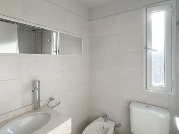 PH Triplex 4 Ambientes 140m2 con 2 cocheras en Florida Mitre/Este