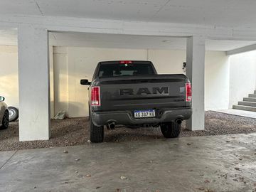 PH Triplex 4 Ambientes 140m2 con 2 cocheras en Florida Mitre/Este