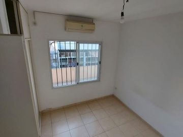 Departamento con cochera y terraza  Arturo Illia 2727 San Miguel