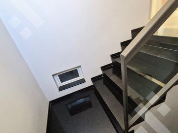 VENTA CASA DE 4 DORMITORIOS CON PILETA CLIMATIZADA EN VILLA REGINA