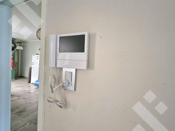VENTA CASA DE 4 DORMITORIOS CON PILETA CLIMATIZADA EN VILLA REGINA