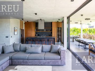 Casa en  venta en Ayres Plaza