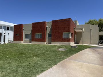 VENDE CASA EN BARRIO PRIVADO LOS OLIVOS