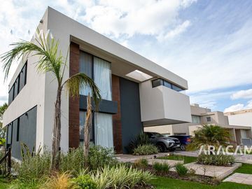 CASA en VENTA en Terralagos  - Canning