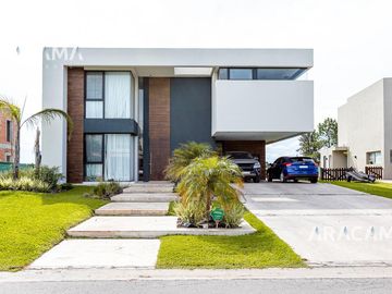 CASA en VENTA en Terralagos  - Canning
