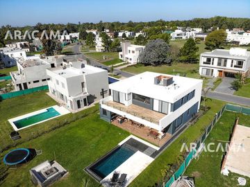 CASA en VENTA en Terralagos  - Canning