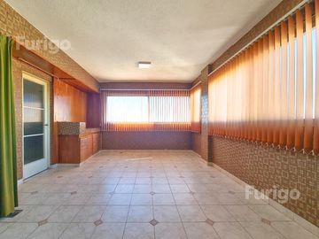 Venta departamento 4 dormitorios con cochera y amenities