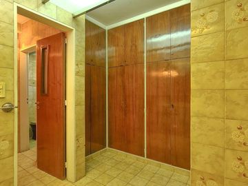 Venta departamento 4 dormitorios con cochera y amenities
