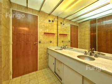Venta departamento 4 dormitorios con cochera y amenities