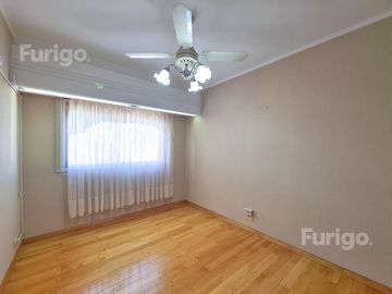 Venta departamento 4 dormitorios con cochera y amenities