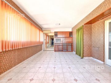 Venta departamento 4 dormitorios con cochera y amenities