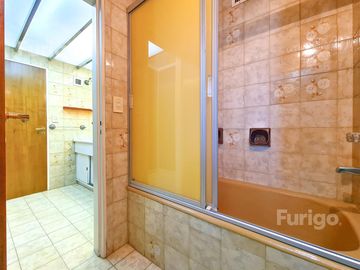 Venta departamento 4 dormitorios con cochera y amenities