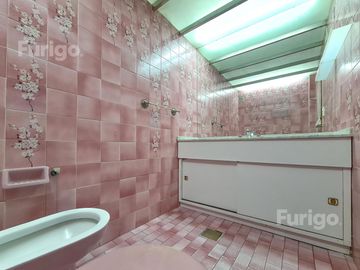 Venta departamento 4 dormitorios con cochera y amenities