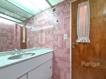 Venta departamento 4 dormitorios con cochera y amenities