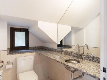 venta casa San Marino Funes Hills 2 lotes