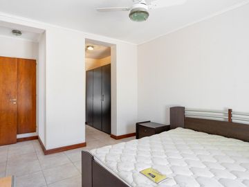 venta casa San Marino Funes Hills 2 lotes
