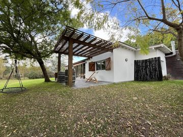 Casa en Venta - Barrio Golf II Lote 429 de Costa Esmeralda - Super oportunidad - Fondo al Golf
