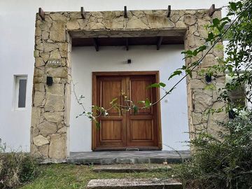Casa en Venta - Barrio Golf II Lote 429 de Costa Esmeralda - Super oportunidad - Fondo al Golf
