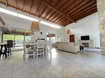 Casa en Venta - Barrio Golf II Lote 429 de Costa Esmeralda - Super oportunidad - Fondo al Golf