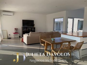 Casa en Venta 5 ambientes  Puertos del lago  Barrio Araucarias
