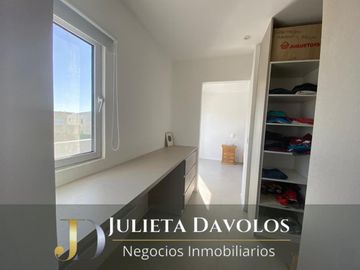 Casa en Venta 5 ambientes  Puertos del lago  Barrio Araucarias