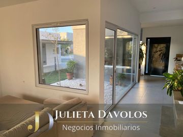 Casa en Venta 5 ambientes  Puertos del lago  Barrio Araucarias