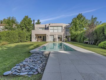 Casa en venta en La Peregrina