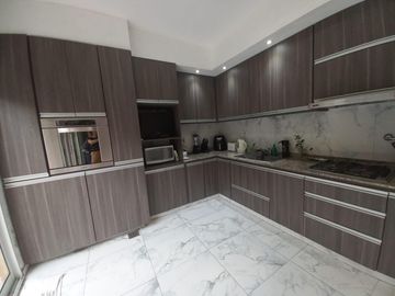 PH TOTALM RECICLADO, 3 DORMIT EN SUITE, 2 PATIOS BALCON SIN EXPENSAS! FLORIDA