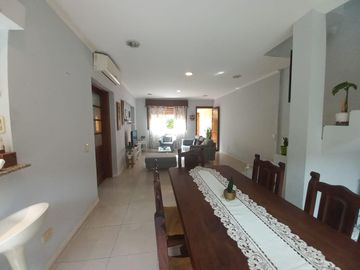 PH TOTALM RECICLADO, 3 DORMIT EN SUITE, 2 PATIOS BALCON SIN EXPENSAS! FLORIDA