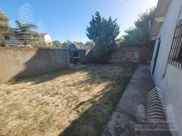 Un mono-ambiente en un amplio terreno de 325mts²