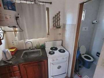 Un mono-ambiente en un amplio terreno de 325mts²