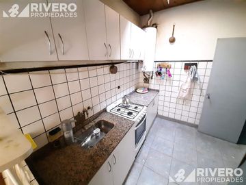 CASA EN VENTA MORON SUR - 3 AMBIENTES - TOMA PERMUTA   DIFERENCIA EFECTIVO