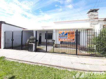 CASA EN VENTA MORON SUR - 3 AMBIENTES - TOMA PERMUTA   DIFERENCIA EFECTIVO