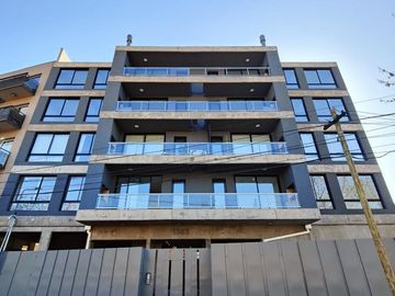 Departamento en venta 3 ambientes en TIGRE CENTRO Balcon SUM Piscina