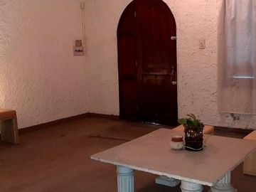 Casa en venta - 3 Dormitorios 2 Baños - Cochera - 250Mts2 - Tres de Febrero