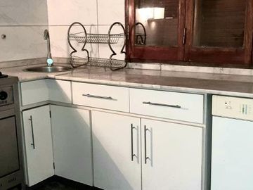 Casa en venta - 3 Dormitorios 2 Baños - Cochera - 250Mts2 - Tres de Febrero