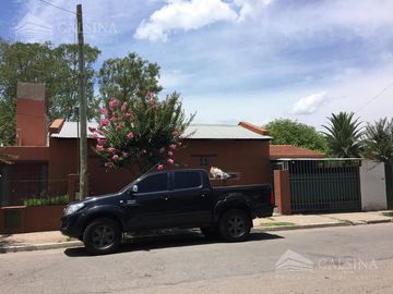 Casa - Villa Allende  Barrio Centro