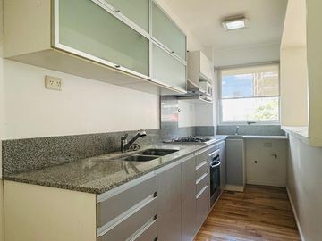 Depto 2 Ambientes Premium c/ Cochera DOBLE - Torre CONSTANTINI