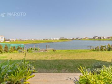 Casa en VENTA  Barrio Puertos de Escobar - Muelles - MAROTO PROPIEDADES