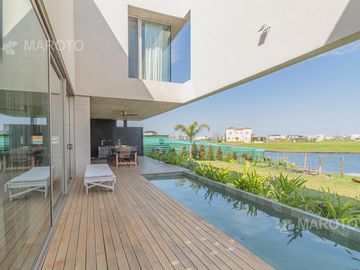 Casa en VENTA  Barrio Puertos de Escobar - Muelles - MAROTO PROPIEDADES