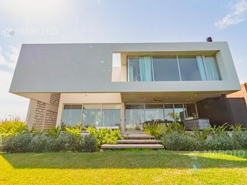 Casa en VENTA  Barrio Puertos de Escobar - Muelles - MAROTO PROPIEDADES